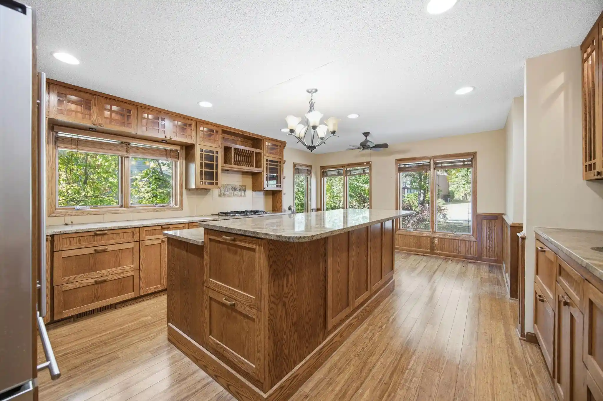 Photo 3 of Single family home for sale at 8031 Tierneys Woods Curv, Minneapolis, MN 55438 | MLS# 7005035 | Listing updated on 2026-10-26