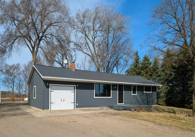 Photo 1 of Single family home for sale at 6005 30th Avenue Sw, Montevideo, MN 56265 | MLS# 7005111 | Listing updated on 2026-09-12