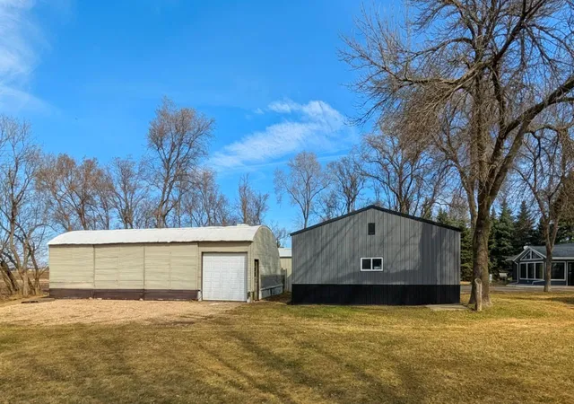 Photo 4 of Single family home for sale at 6005 30th Avenue SW, Montevideo, MN 56265 | MLS# 7005111 | Listing updated on 2026-09-12