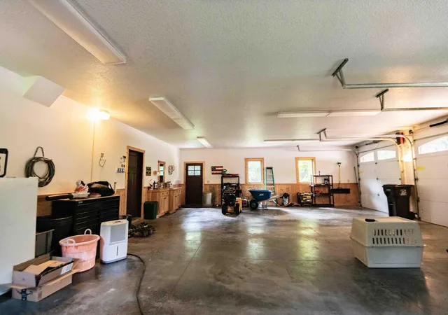47th image of 650 33rd St Nw, Austin, MN 55912 | MLS# 7005329