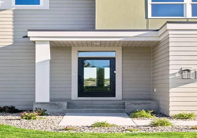 Photo 2 of Single family home for sale at 6586 108th Street S, Cottage Grove, MN 55016 | MLS# 7005560 | Listing updated on 2026-10-07