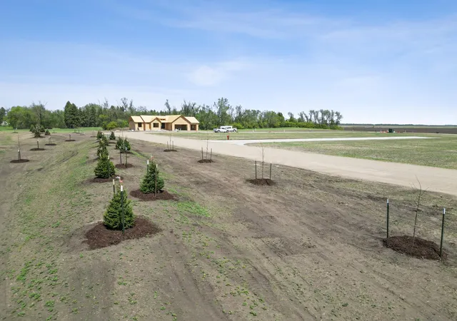 4th image of 810 Lilac Trl, Arthur, ND 58006 | MLS# 7005625