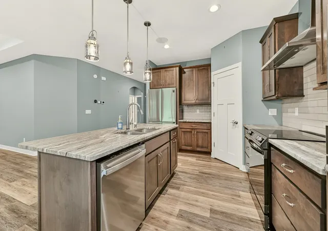 Photo 4 of Single family home for sale at 4283 Stone Point Dr NE, Rochester, MN 55906 | MLS# 7005644 | Listing updated on 2026-10-08