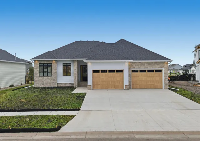 Photo 2 of Single family home for sale at 5541 31st Street S, Fargo, ND 58104 | MLS# 7006028 | Listing updated on 2026-07-30