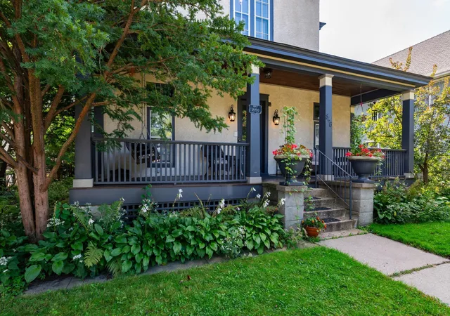 Photo 1 of House for sale at 846 Lincoln Ave, Saint Paul, MN 55105 | MLS# 7006102 | Listing updated on 2026-06-25