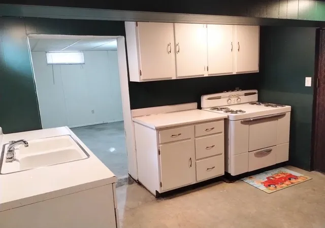 Photo 3 of Single family home for sale at 731 3rd Avenue NE, Sleepy Eye, MN 56085 | MLS# 7006232 | Listing updated on 2026-09-22