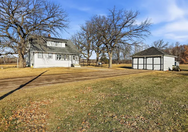 Photo 3 of Single family home for sale at 6132 Mayhew Lake Rd Ne, Sauk Rapids, MN 56379 | MLS# 7006251 | Listing updated on 2026-09-28