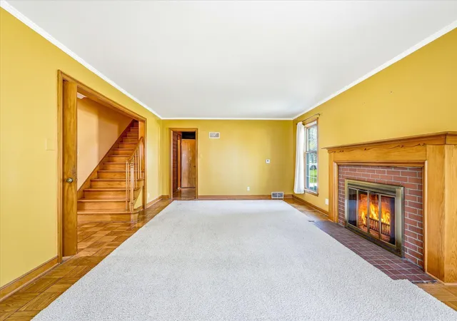 Photo 3 of Sale Pending at 1027 Cedar Ave, Albert Lea, MN 56007 | MLS# 7006332 | Listing updated on 2026-10-04
