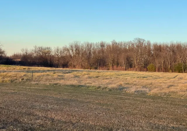 Photo 1 of Land for sale at Lot 8 Block 1 Donway Pl Ne, Alexandria, MN 56308 | MLS# 7006746 | Listing updated on 2026-10-06