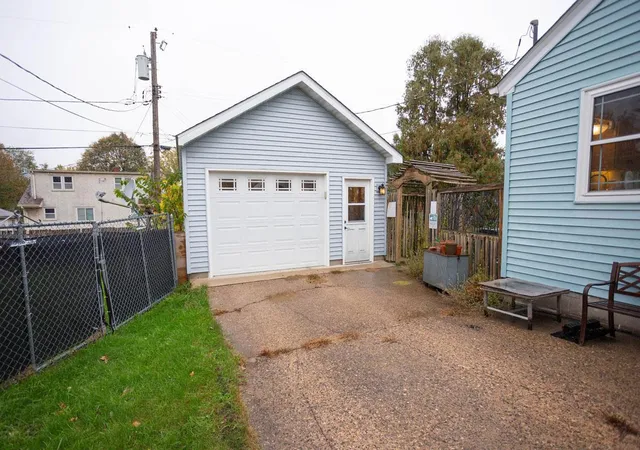 Photo 4 of Single family home for sale at 1963 Nortonia Ave, Saint Paul, MN 55119 | MLS# 7007164 | Listing updated on 2026-10-15
