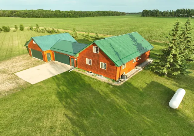 Homes for sale in Wannaska, MN | 17886 State Hwy 89, Wannaska, MN 56761 | MLS# 7007222