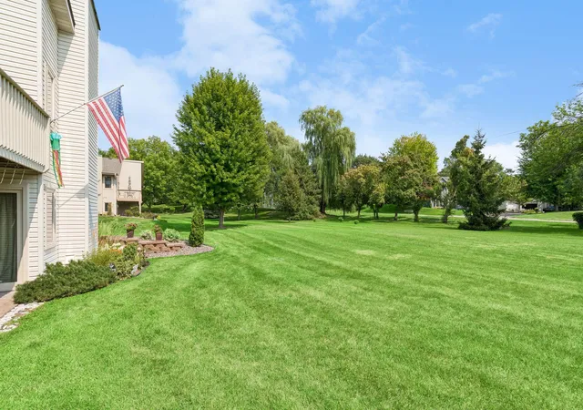 Photo 1 of Single family home for sale at 4122 Goldenrod Ln N, Plymouth, MN 55441 | MLS# 7008414 | Listing updated on 2026-09-07