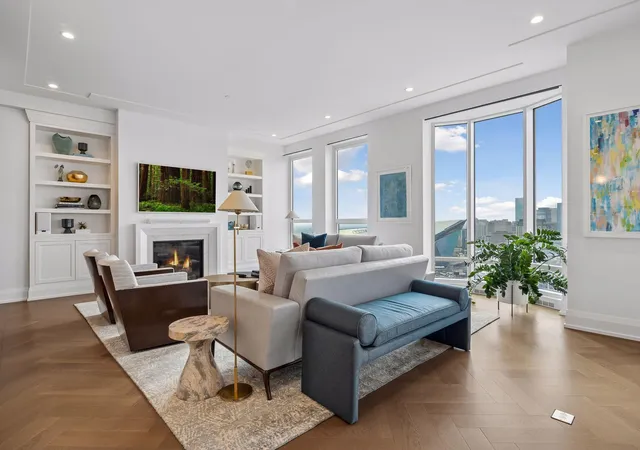 Photo 2 of Condo for sale at 1111 W River Pkwy #25A, Minneapolis, MN 55415 | MLS# 7008645 | Listing updated on 2026-10-07