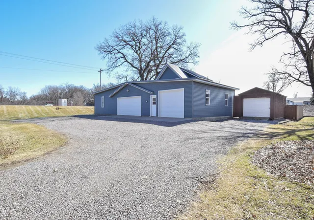 Homes for sale in Brownton, MN | 304 5Th Ave N, Brownton, MN 55312 | MLS# 7008707