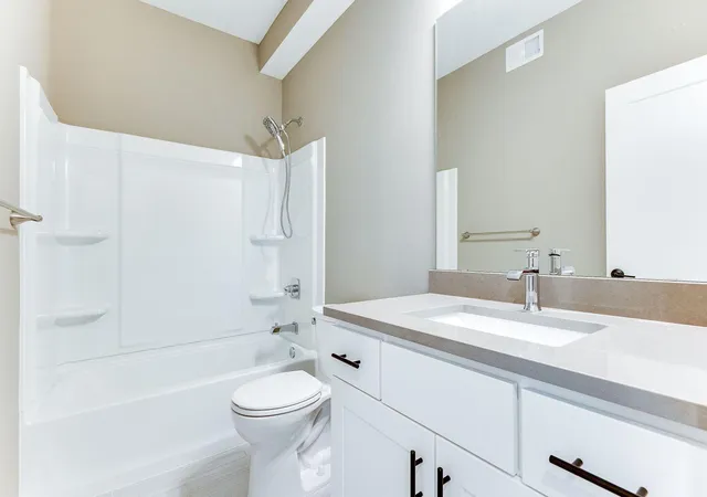 Photo 3 of Single family home for sale at 5189 216th Street W, Farmington, MN 55024 | MLS# 7008838 | Listing updated on 2026-08-25