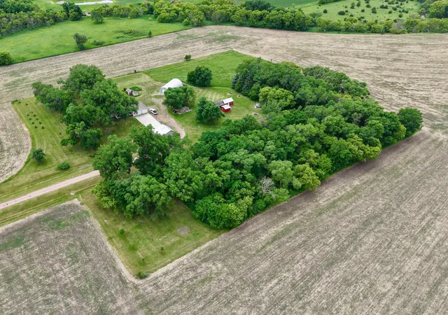 Homes for sale in Revere, MN | 11584 County Hwy 7, Revere, MN 56166 | MLS# 7008861
