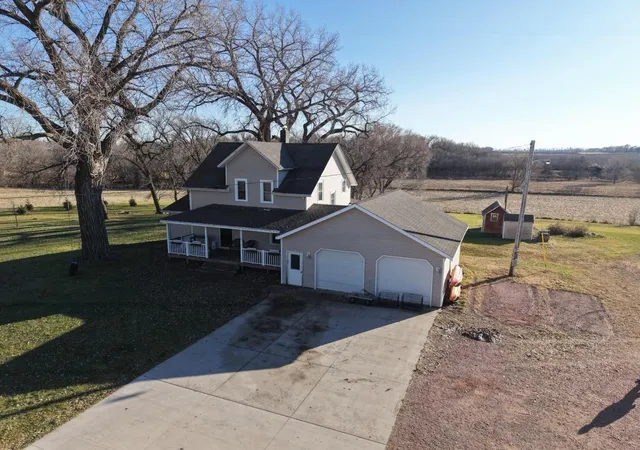 Homes for sale in Revere, MN | 11584 County Hwy 7, Revere, MN 56166 | MLS# 7008861