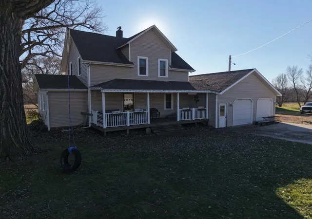 Homes for sale in Revere, MN | 11584 County Hwy 7, Revere, MN 56166 | MLS# 7008861