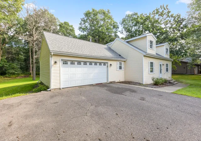 Photo 3 of Single family home for sale at 8378 Red Pine Cir, Baxter, MN 56425 | MLS# 7008884 | Listing updated on 2026-09-22