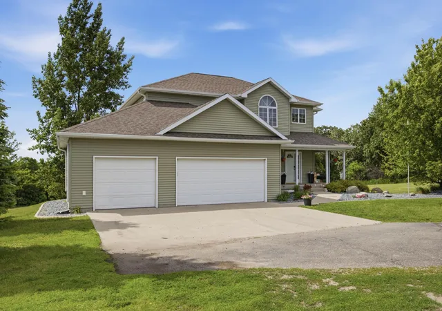 Homes for sale in Audubon, MN | 11150 Cormorant Heights Rd, Audubon, MN 56511 | MLS# 7008913