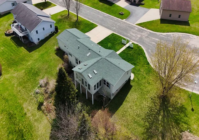Photo 2 of Single family home for sale at 327 Parkside Dr Se, Preston, MN 55965 | MLS# 7008962 | Listing updated on 2026-08-19