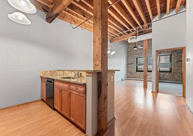 1st image of 400 N 1st St #602, Minneapolis, MN 55401 | MLS# 7009070