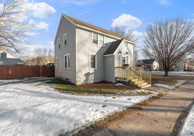 Homes for sale in Austin, MN | 907 8Th St Se, Austin, MN 55912 | MLS# 7009666