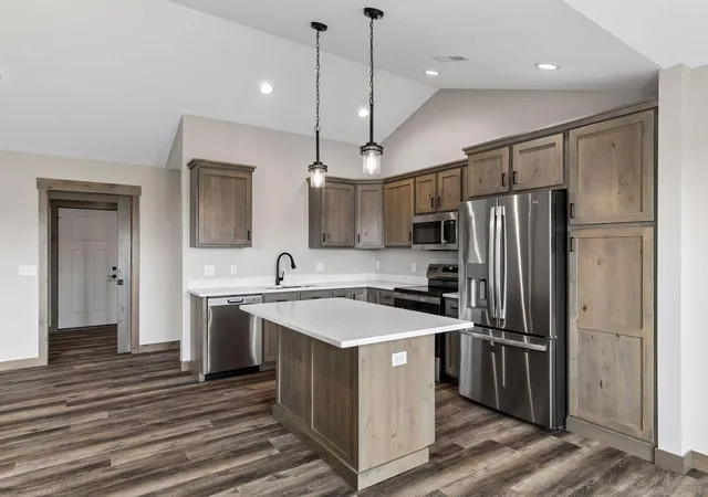 Homes for sale in New Richmond, WI | 480 Coyote Wy, New Richmond, WI 54017 | MLS# 7009710
