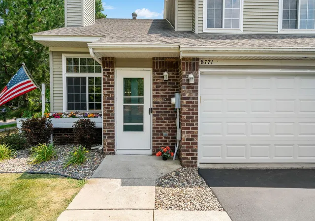 Photo 2 of Single family home for sale at 8771 Branson Dr #80, Inver Grove Heights, MN 55076 | MLS# 7010648 | Listing updated on 2026-09-16