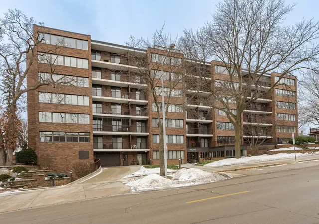 Photo 1 of Condo for sale at 600 4th Street Sw #402, Rochester, MN 55902 | MLS# 7010738 | Listing updated on 2026-09-02