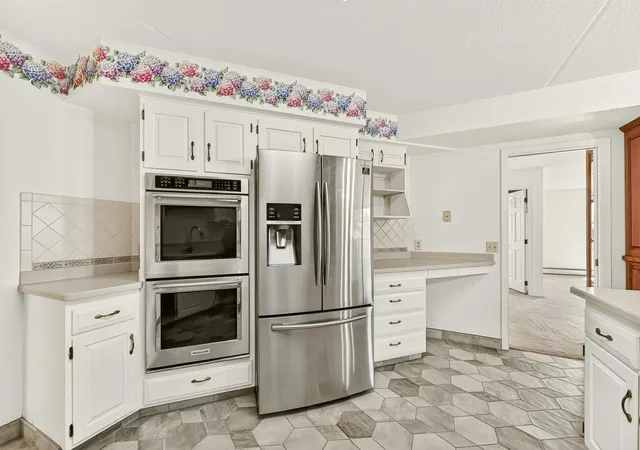 Photo 4 of Condo for sale at 600 4th Street SW #402, Rochester, MN 55902 | MLS# 7010738 | Listing updated on 2026-09-02