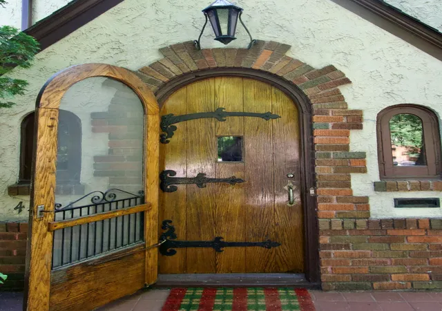 2nd image of 4904 Thomas Ave S, Minneapolis, MN 55410 | MLS# 7010805