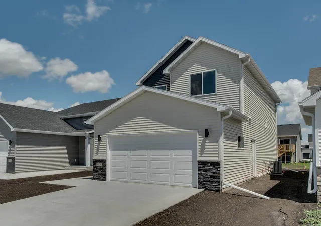 4th image of 6726 Belding Dr S, Fargo, ND 58104 | MLS# 7010806