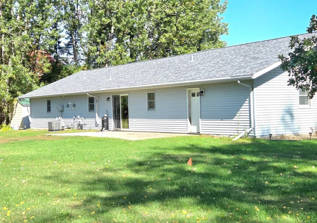 Photo 3 of Single family home for sale at 601 4th Street Nw, Twin Valley, MN 56584 | MLS# 7011284 | Listing updated on 2026-10-09
