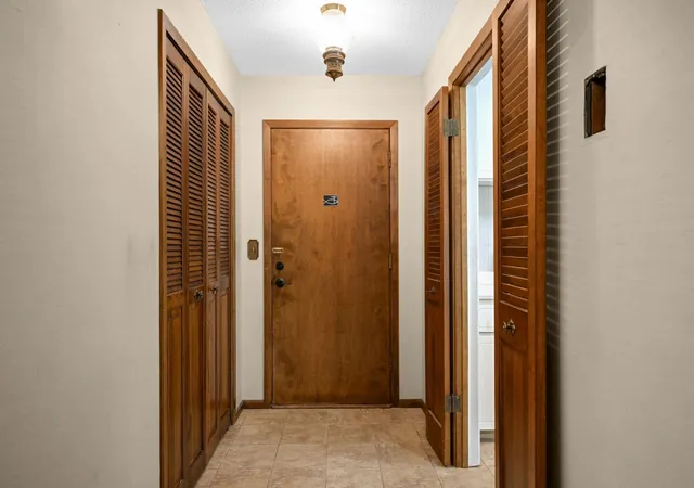 Photo 3 of Condo for sale at 4380 Brookside Ct #118, Minneapolis, MN 55436 | MLS# 7011569 | Listing updated on 2026-09-03