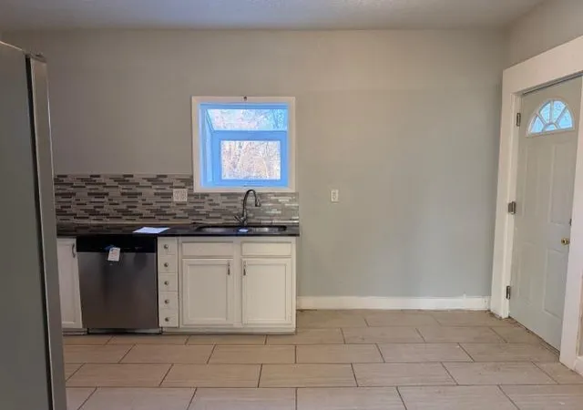 Photo 3 of Sale Pending at 468 Bellows St, Saint Paul, MN 55107 | MLS# 7011573 | Listing updated on 2026-10-05