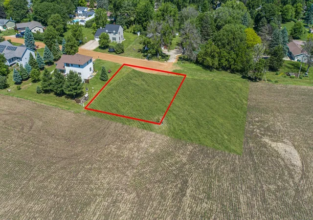 Homes for sale in Le Sueur, MN | 120 Kaukis Dr, Le Sueur, MN 56058 | MLS# 7011731