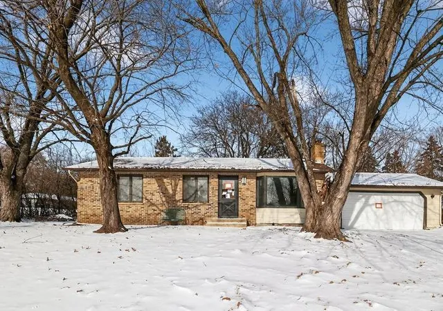 Single Family Residence at 2865 Upper 79 Ct E, Inver Grove Heights, MN 55076 | MLS# 7011930 |  | Sold on 2026-02-26
