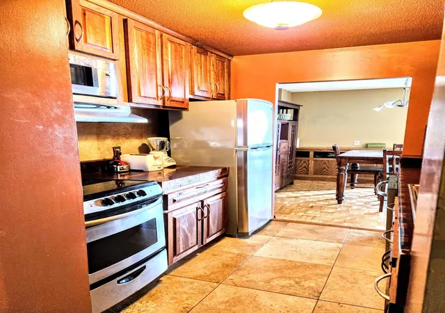 Photo 3 of Condo for sale at 410 Groveland Ave #1704, Minneapolis, MN 55403 | MLS# 7012021 | Listing updated on 2026-08-05