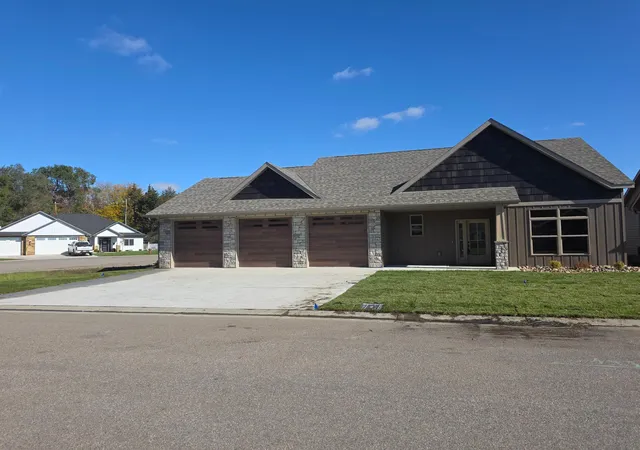 Homes for sale in Saint Cloud, MN | 2016 Forest Ct, Saint Cloud, MN 56303 | MLS# 7012443
