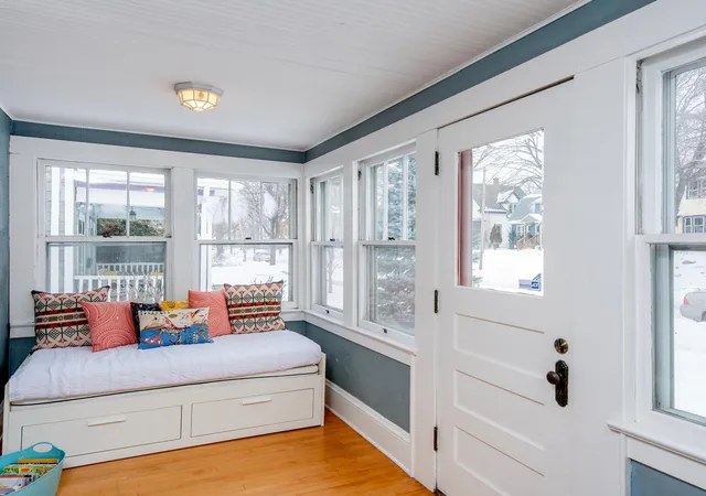 Photo 4 of Sale Pending at 448 Thomas Ave S, Minneapolis, MN 55405 | MLS# 7012603 | Listing updated on 2026-02-10