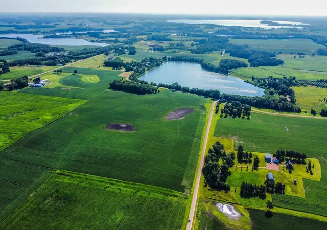 2nd image of 7250 Rutz Lake Rd, Waconia, MN 55387 | MLS# 7012627