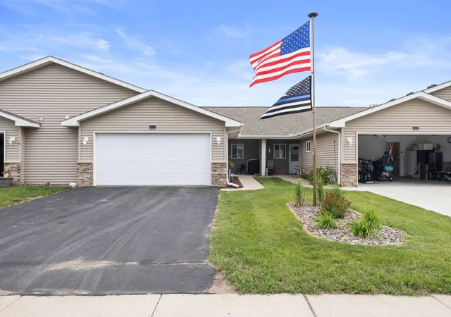 Homes for sale in Maple Lake, MN | 611 Danielson Ct, Maple Lake, MN 55358 | MLS# 7012778