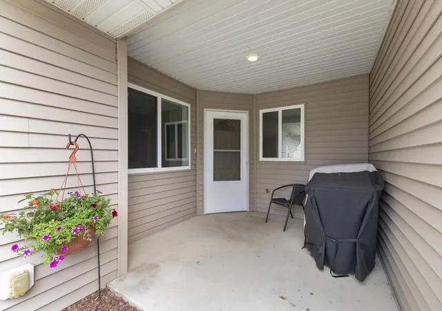 Homes for sale in Maple Lake, MN | 611 Danielson Ct, Maple Lake, MN 55358 | MLS# 7012778