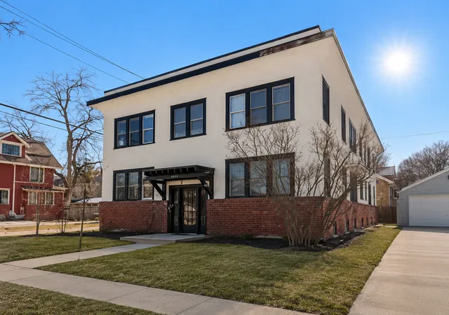 Photo 2 of Multi family home for sale at 1630 Hague Ave, Saint Paul, MN 55104 | MLS# 7013399 | Listing updated on 2026-08-07