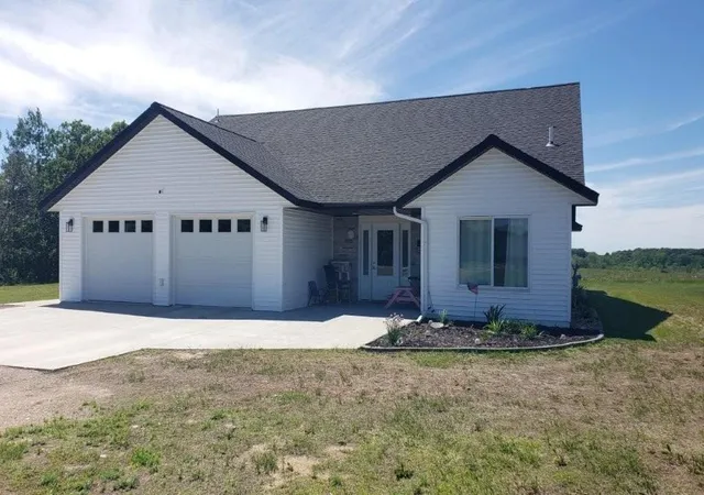 Homes for sale in Perham, MN | 43894 Easy St, Perham, MN 56573 | MLS# 7013437