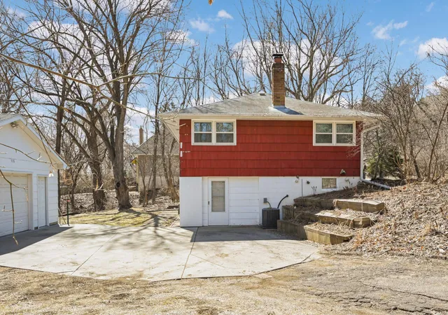 4th image of 576 Lexington Pkwy S, Saint Paul, MN 55116 | MLS# 7013593