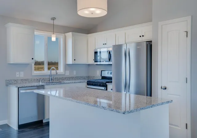 5th image of 810 Fox River Rd, Somerset, WI 54025 | MLS# 7013650
