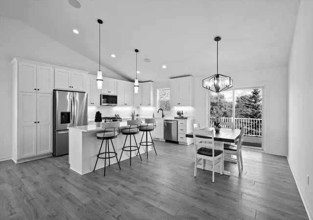 5th image of 1974 S Lusitano St, Shakopee, MN 55379 | MLS# 7013684