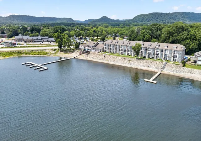 34th image of 1702 N Lakeshore Dr #3, Lake City, MN 55041 | MLS# 7013905